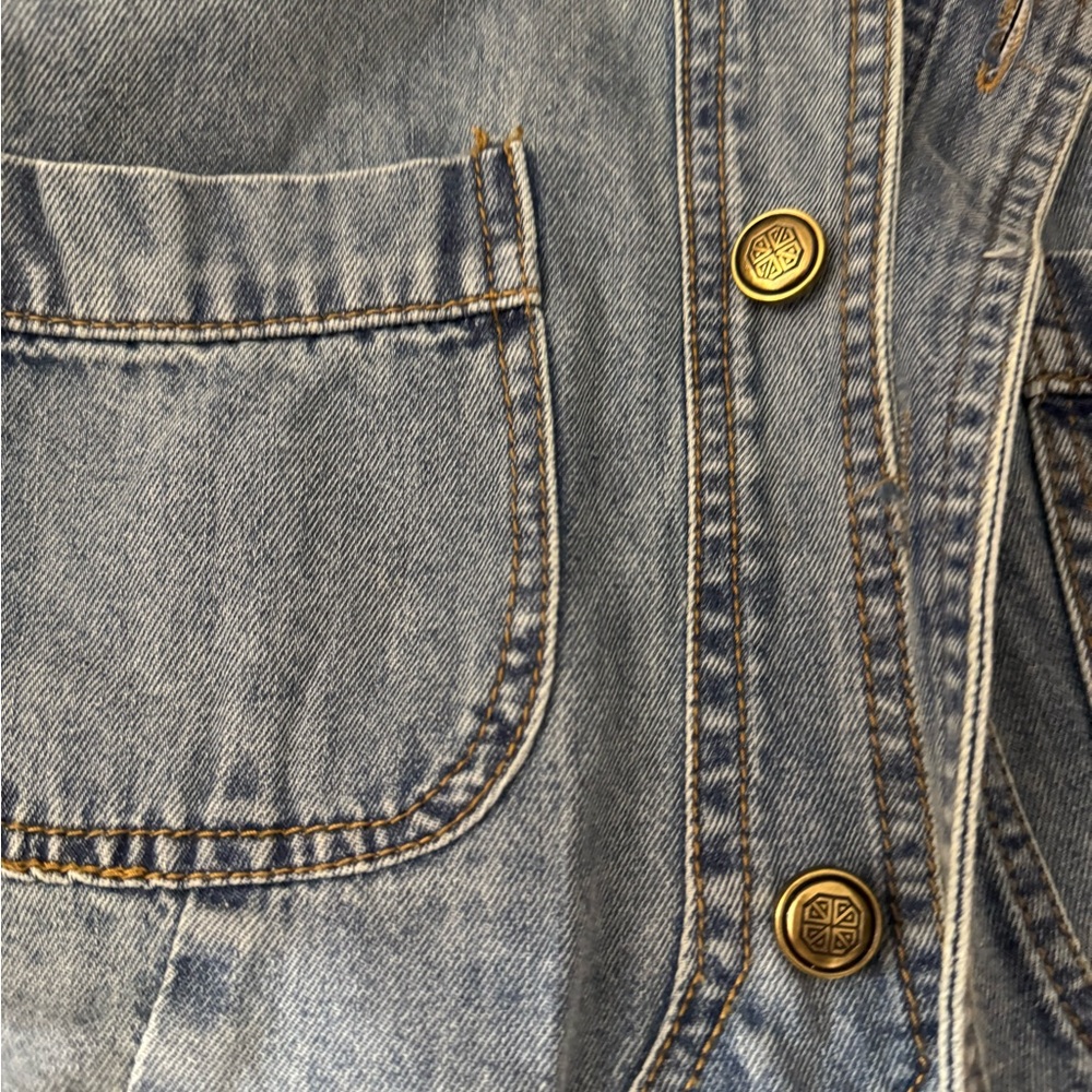 Denim Cropped Jacket - Picture 4 of 5